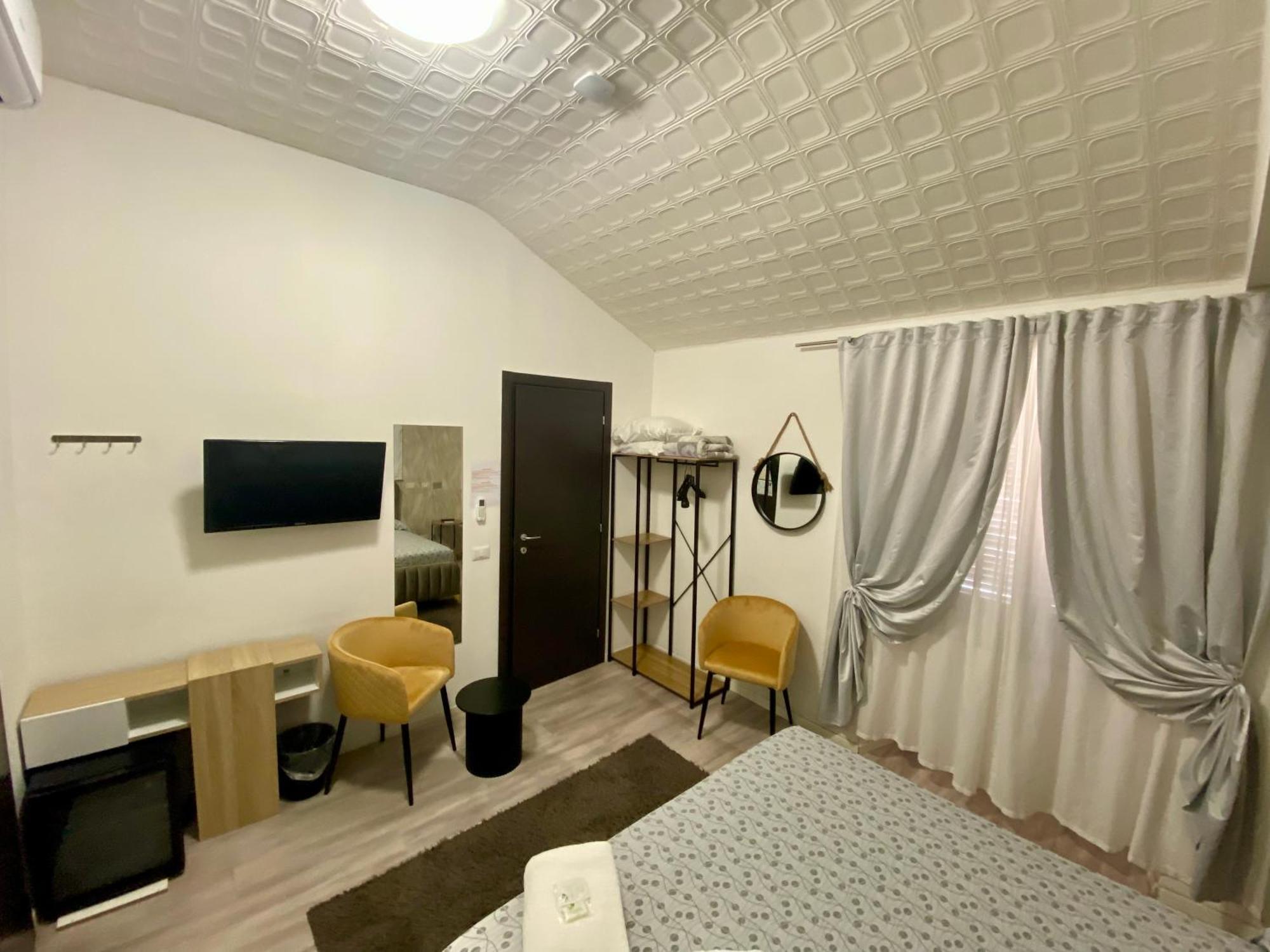 Guest House Minas Milan Exterior photo